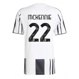 Juventus Weston McKennie #22 Thuis tenue 2025-26 Korte Mouw